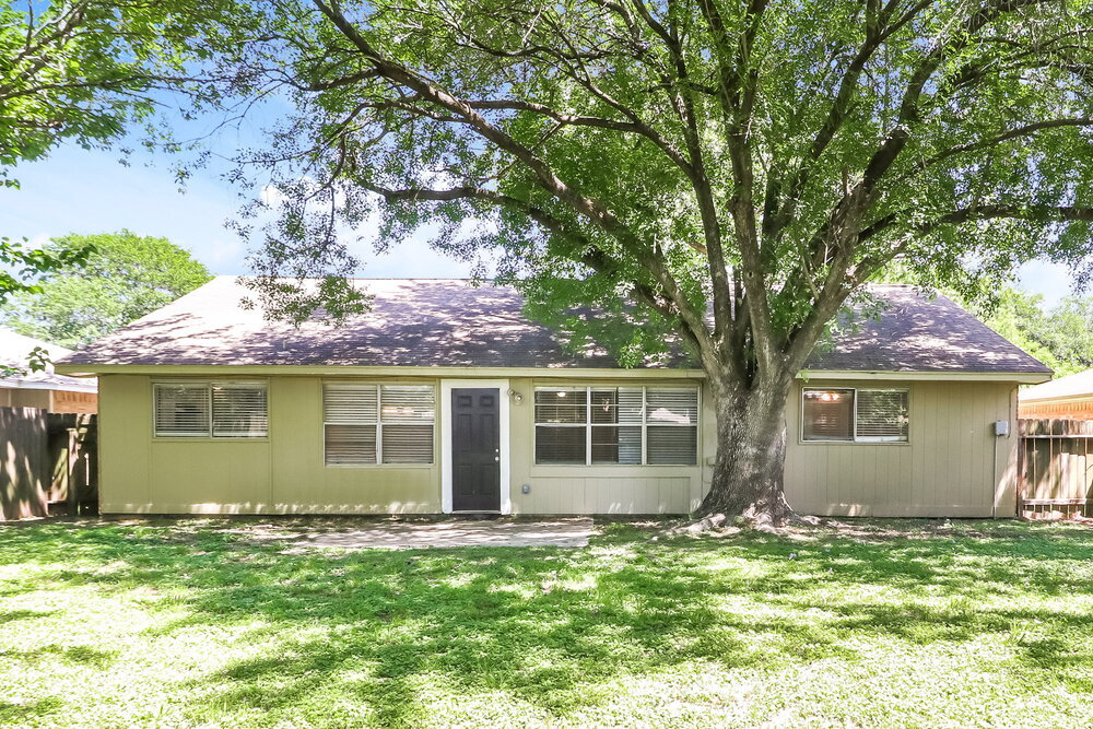 Building Photo - 11711 Spruce Mountain Dr