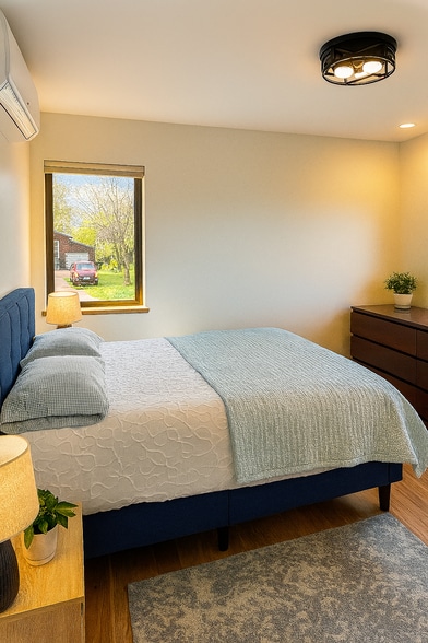 Building Photo - 1150 Nile St