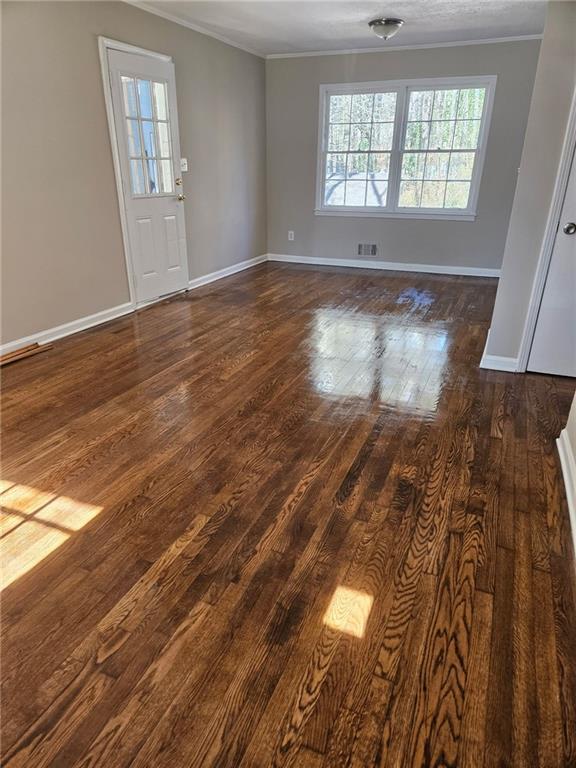 Building Photo - 2450 Forrest Dr NW