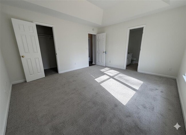 Building Photo - 2484 Morning Glory Ln NW