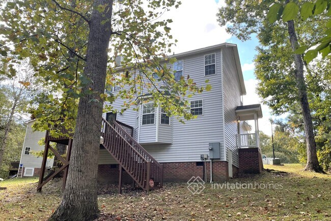 Building Photo - 6900 Longridge Dr