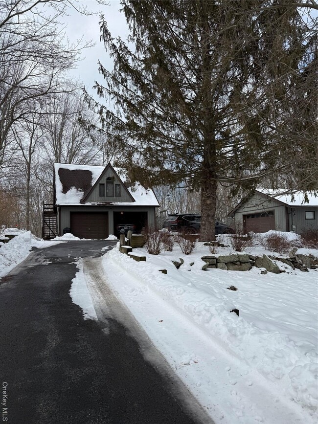 Building Photo - 224 Last Rd