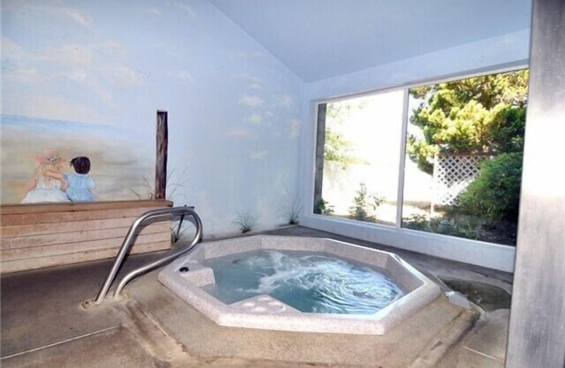 Building Photo - 7806 Birch Bay Dr