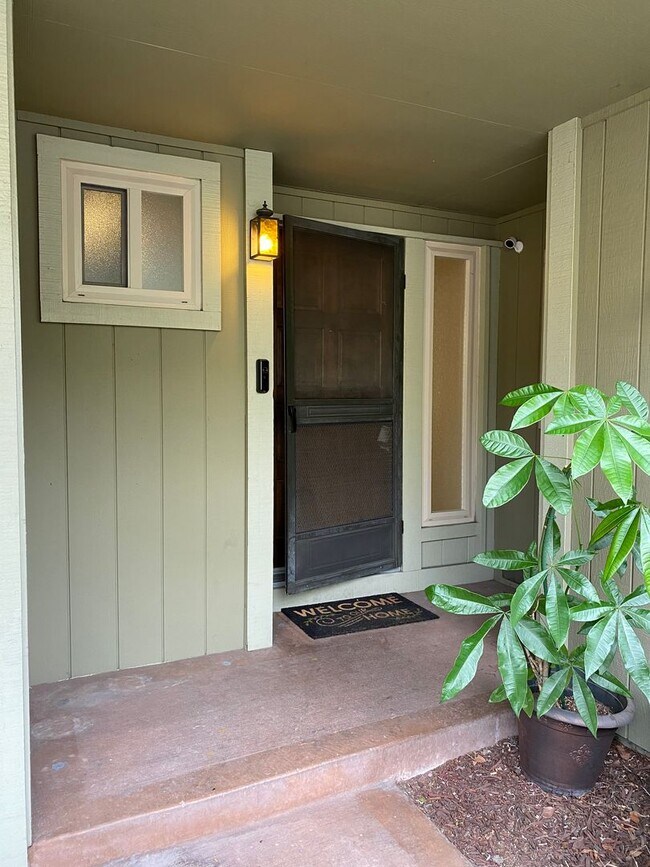 Building Photo - Cambrian 3 bed 2.5 bath townhouse available!