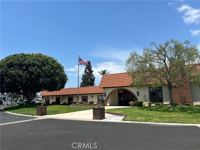 Building Photo - 2851 Rolling Hills Dr