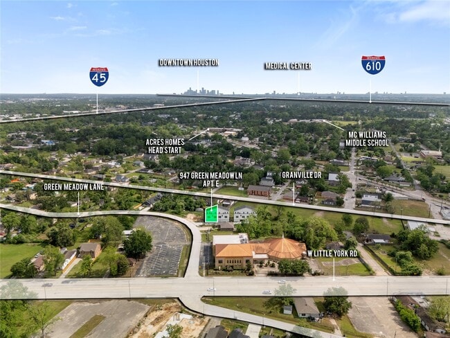 Building Photo - 947 Green Meadow Ln