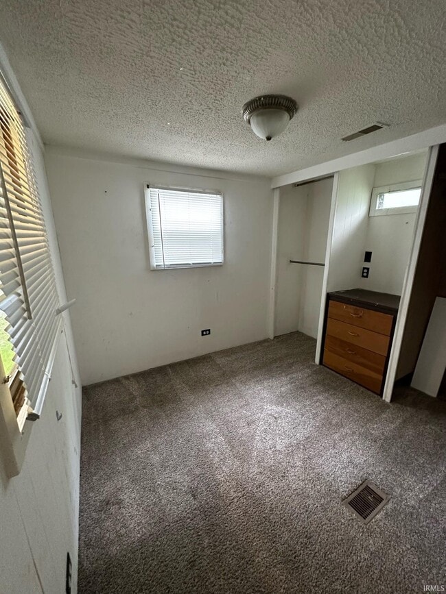 Building Photo - 2417 S Madison St