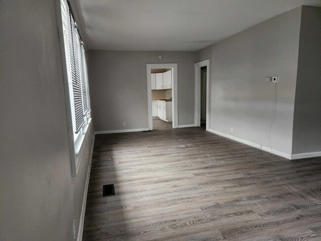 Building Photo - Welcome to this charming 2-bedroom, 1-bathroom single-family home located in the heart of Indiana...