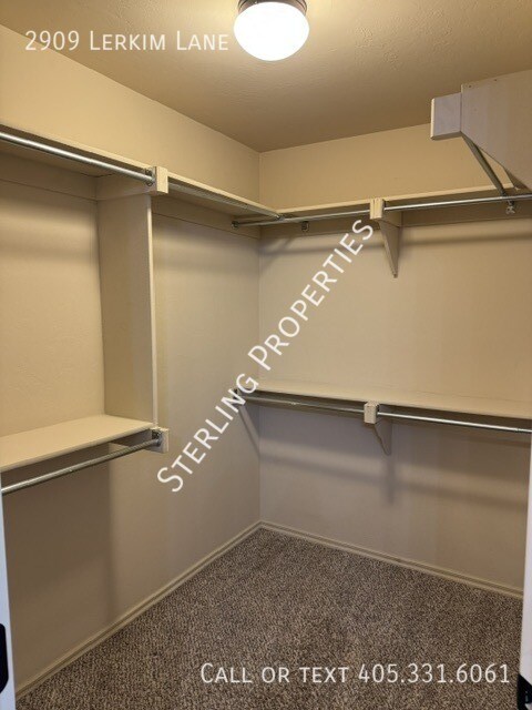 Building Photo - 2909 Lerkim Ln