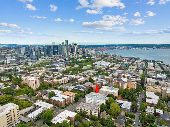 Building Photo - Plaza Royale Condominiums ~ Seattle