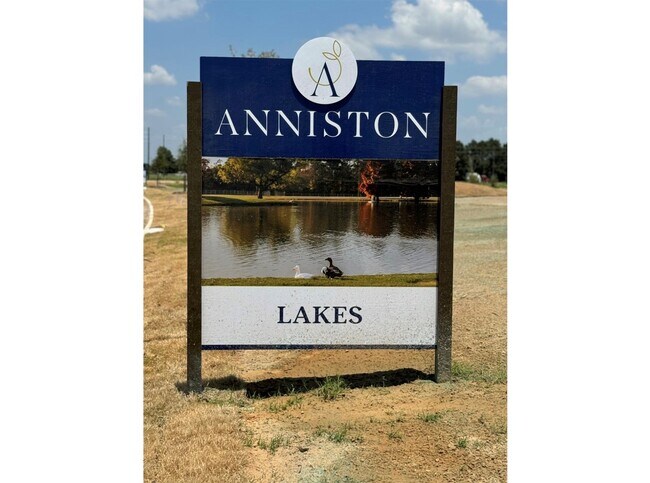 Building Photo - 26703 Willow Ln