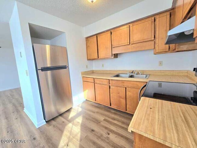 Building Photo - 130 Beulah Ave