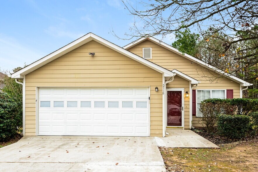 Primary Photo - 5718 Rockingwood Dr