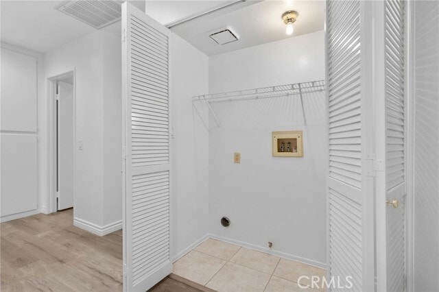 Building Photo - 2487 Moon Dust Dr