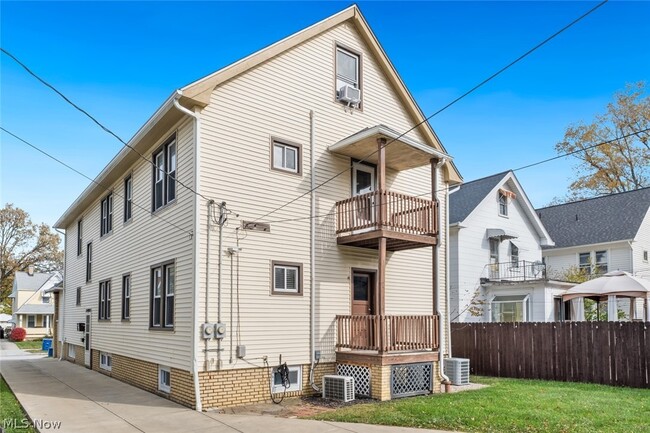 Building Photo - 14521 Garfield Ave