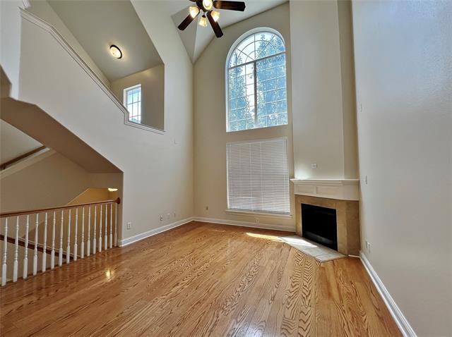 Building Photo - 5808 La Vista Dr