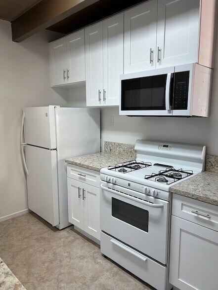 Building Photo - 3434 Reynard Way