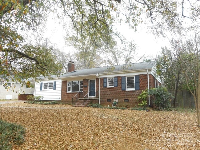 Building Photo - 1210 Norland Rd