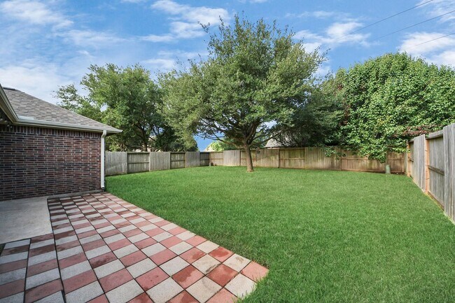 Building Photo - 16219 Field Haze Tr