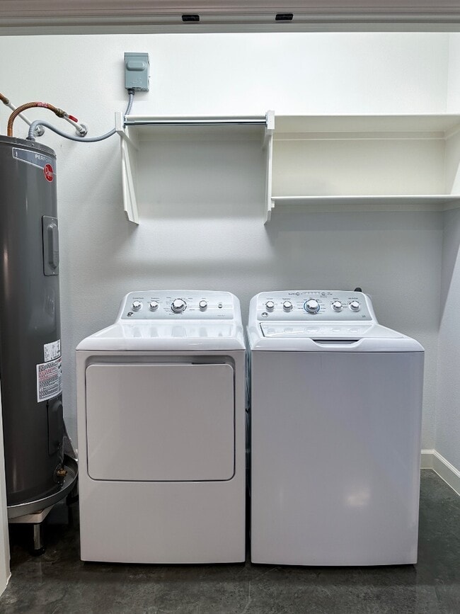 Building Photo - 1616 Crosswood Ct