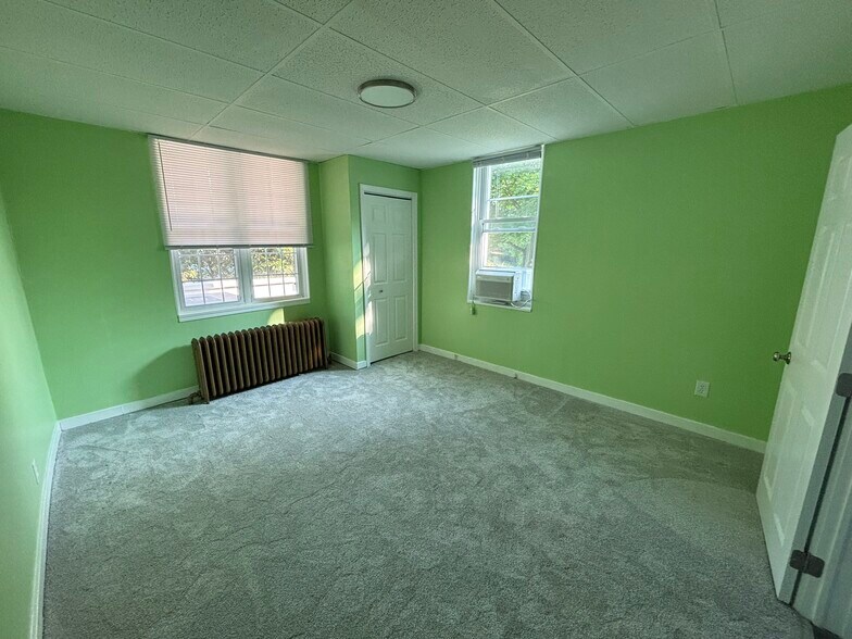 Bedroom #1 - 1626 Middle Rd