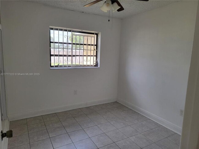Building Photo - 3 bedroom in Miami Gardens FL 33056