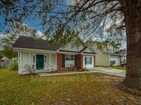 Building Photo - 5161 Eastway St
