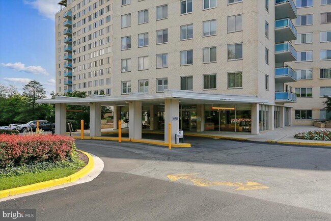Building Photo - 10500 ROCKVILLE PIK