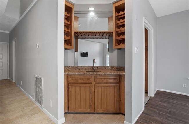 Building Photo - 18104 Starboard Dr