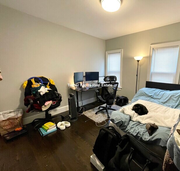 Building Photo - 93 Grant St