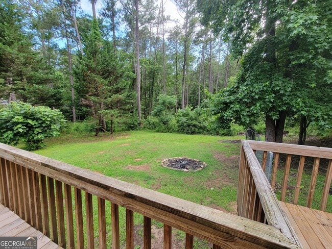 Building Photo - 104 Denhaven Dr