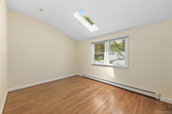 Building Photo - 65 Eiler Ln