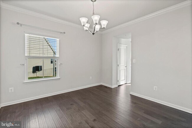 Building Photo - 311 Sunrise Ct