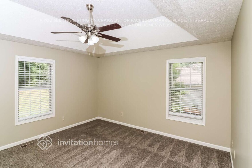 Building Photo - 3920 Garrett Springs Dr