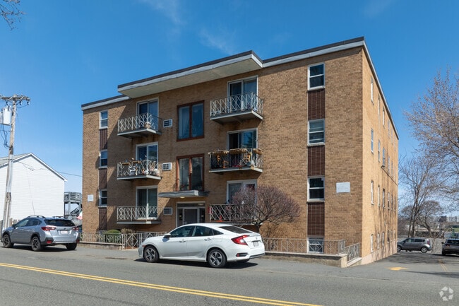 Primary - Waldemar Ave