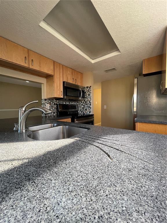 Building Photo - 343 Caribbean Dr