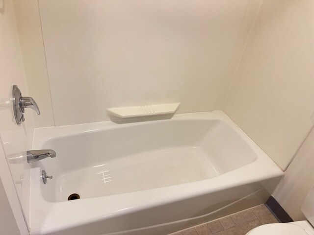 Building Photo - 109 River St