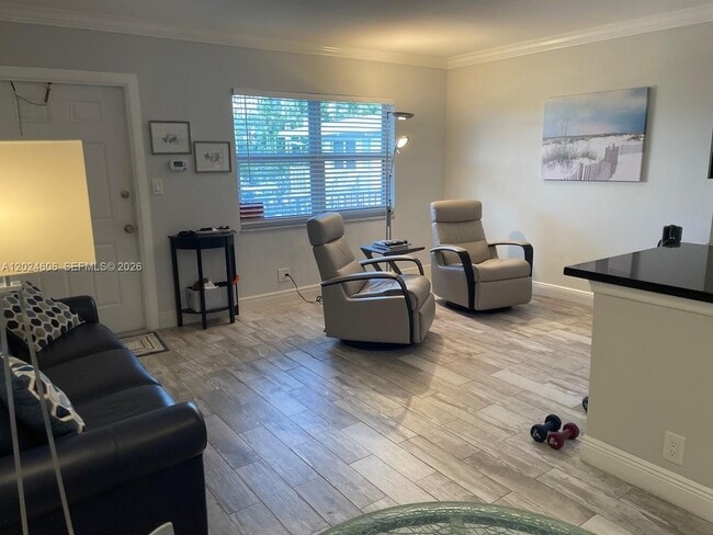 Building Photo - 4658 Bougainvilla Dr