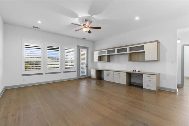 Building Photo - 16516 Leopold Trail