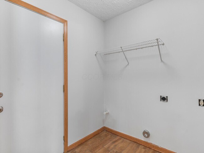 Building Photo - 7741 Sherridon Dr