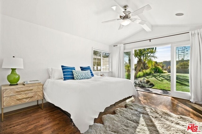 Building Photo - 843 Enchanted Way