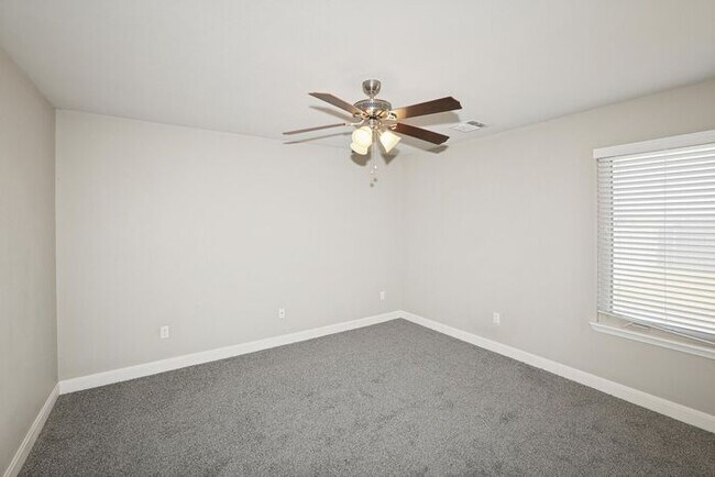 Building Photo - 15101 Helium Rd