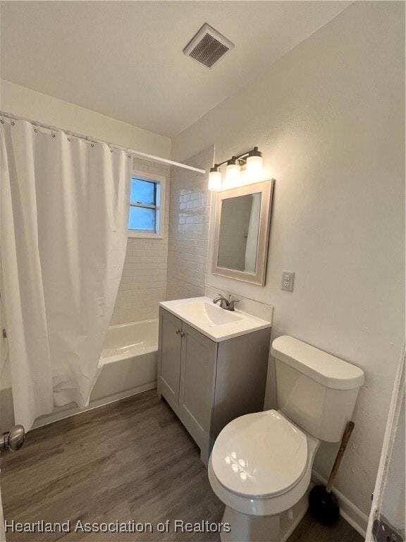 Building Photo - 1329 Memorial Dr