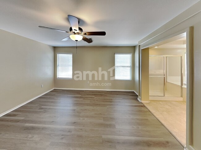 Building Photo - 6803 S 41st Ln