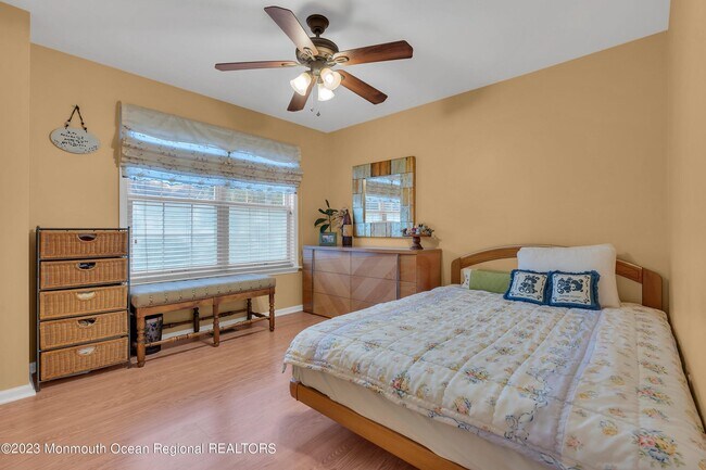 Building Photo - 1125 Roseberry Ct