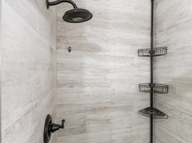 Building Photo - 2520 1st St