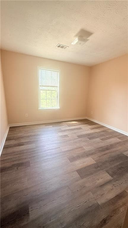 Building Photo - 1475 Brookdale Dr