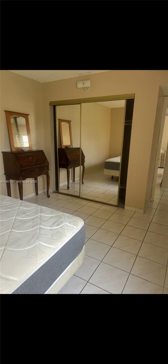 Building Photo - 9340 W Flagler St