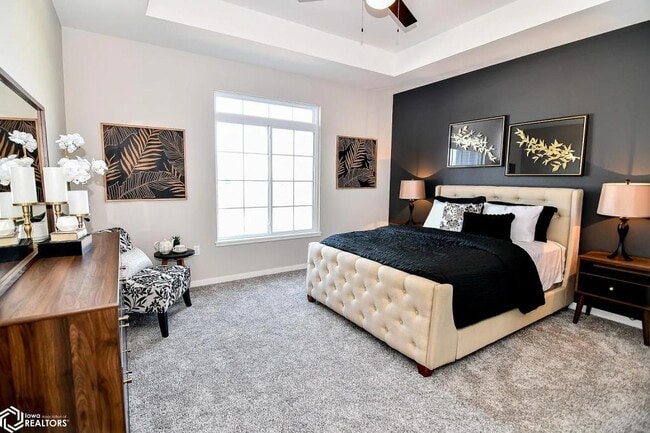 Building Photo - 2505 N Terrace Dr