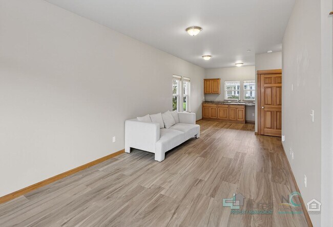 Building Photo - 255 - Fillpot